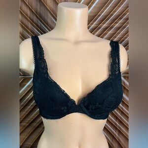 Victoria secret bra Elegant Black Lace size 32D